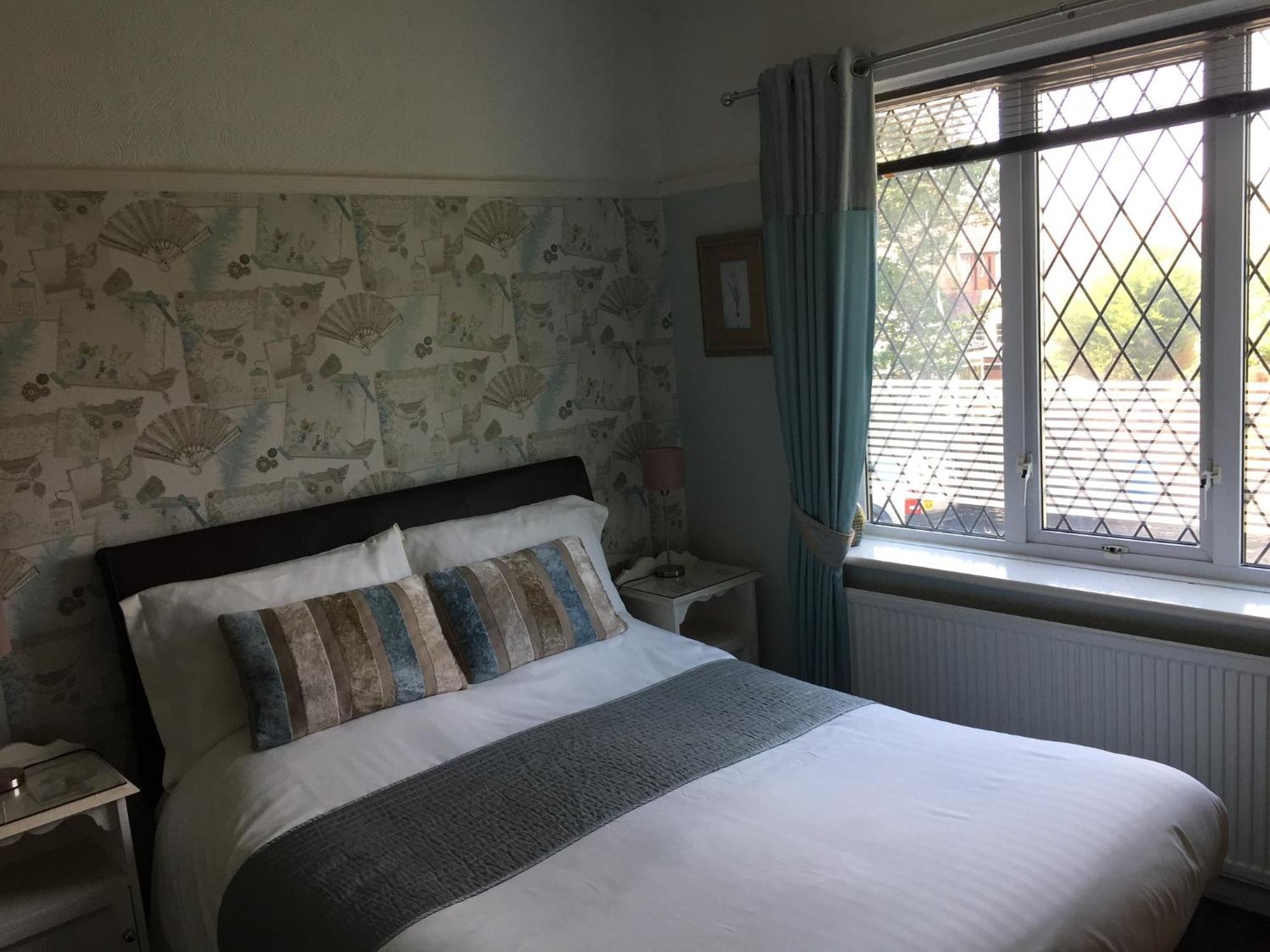 Esjays At Knowles House Bed & Breakfast Lytham St Annes Dış mekan fotoğraf